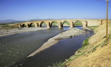 Cobandede Bridge