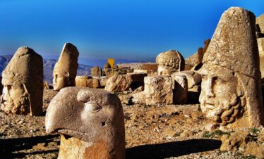 3 Days Istanbul to Mount Nemrut and Gobekli Tepe Tour