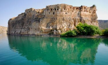 Zeugma, Halfeti and Rumkale Tour