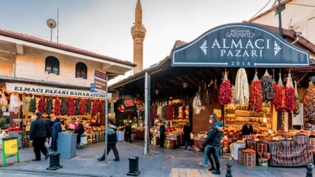 Elmaci Bazaar