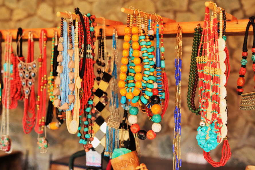 Save on Souvenirs by Shopping Locally