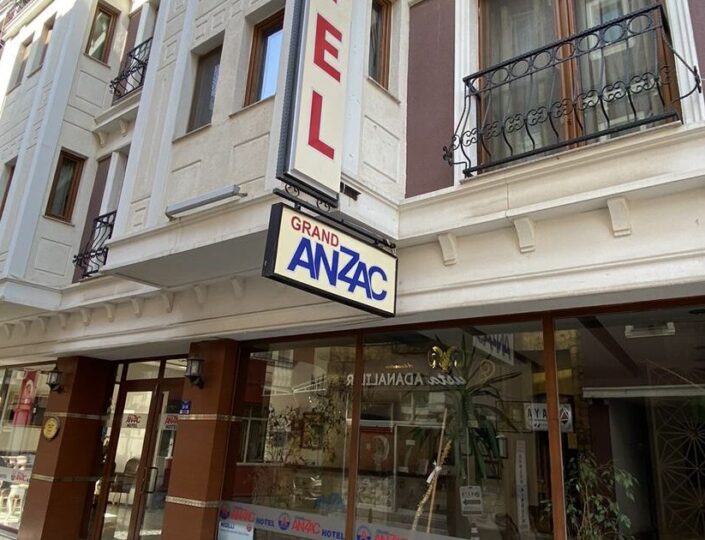 Grand Anzac Hotel